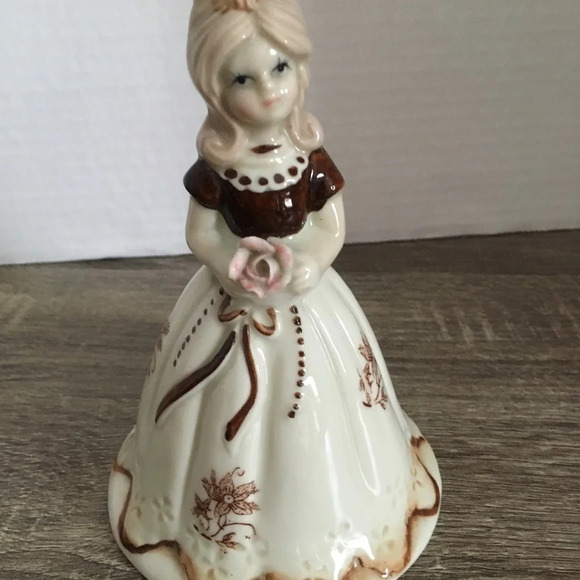 5/$25  Vtg Bell - Picture 2 of 7